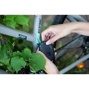 M-WAVE Lock 'N 'Roll D 24.9 multifunctional lock M-WAVE Lock 'N 'Roll D 24.9 multifunctional lock